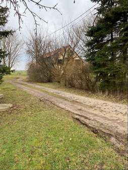 Grundstückszufahrt - Einfamilienhaus in 02828 Görlitz mit 162m² kaufen