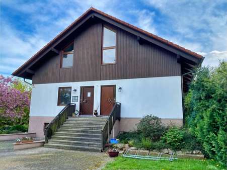 Eingangsbereich - EG (Praxis) und DG separat - Bürohaus in 02906 Waldhufen mit 93m² kaufen