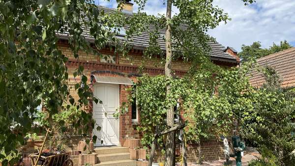Eingangsbereich zum Wohnzimmer - Einfamilienhaus in 02906 Niesky mit 116m² kaufen