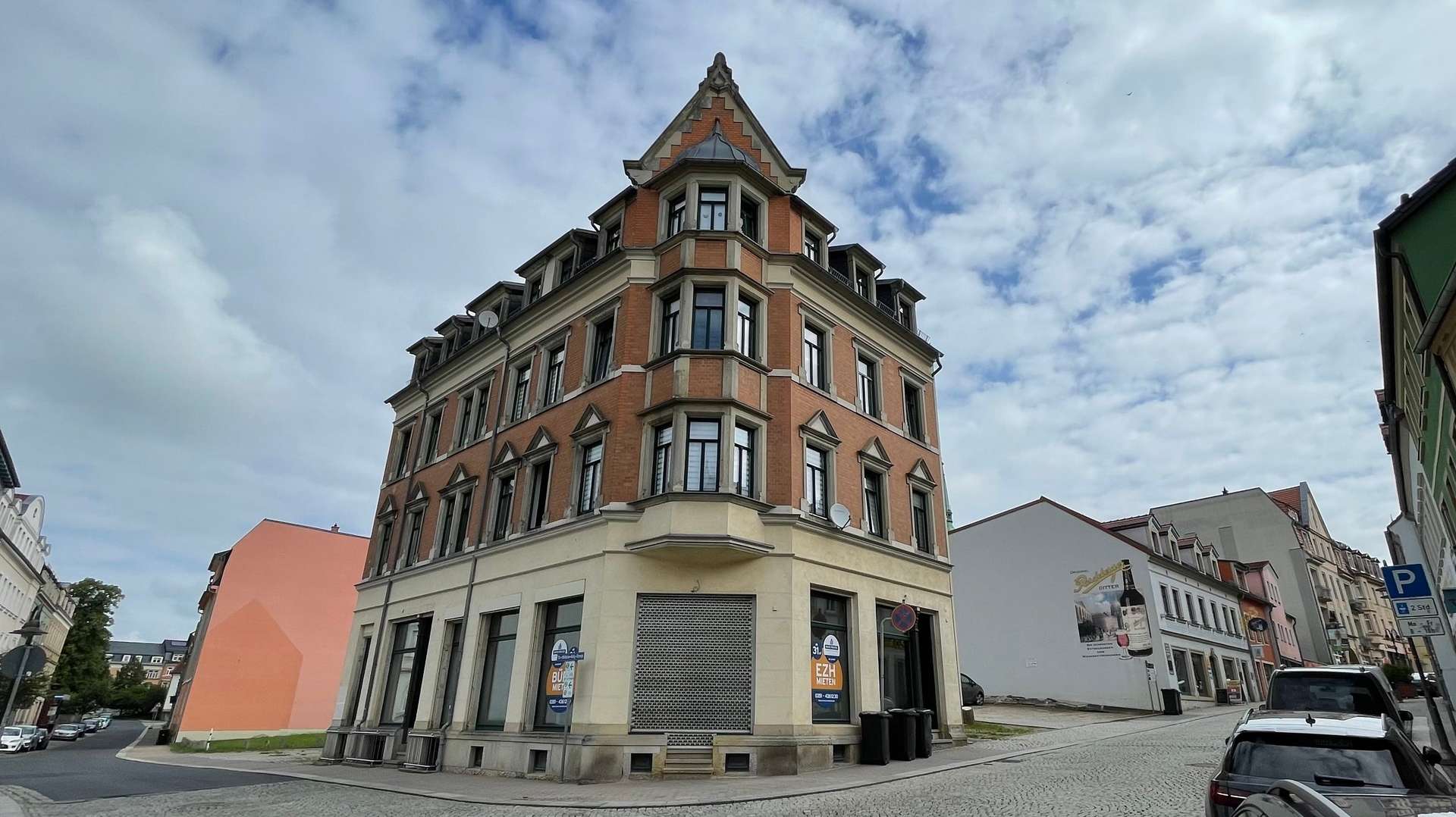 Straßenansicht - Maisonette-Wohnung in 01454 Radeberg mit 107m² kaufen
