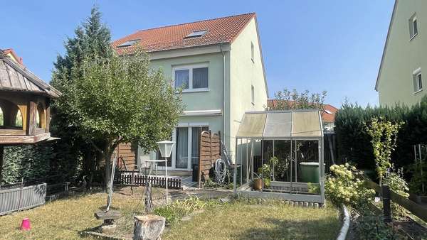 Garten  - Doppelhaushälfte in 02977 Hoyerswerda mit 113m² kaufen