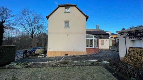 Seitenansicht - Doppelhaushälfte in 01108 Dresden mit 91m² kaufen