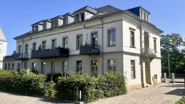 Hochwertige 4-Zimmer-Wohnung in Dresden