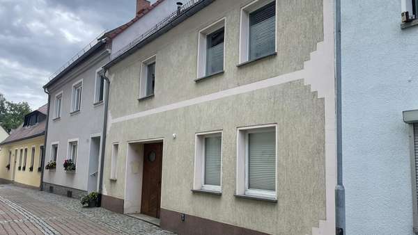 Reihenmittelhaus Reihenmittelhaus - Reihenmittelhaus in 02997 Wittichenau mit 130m² kaufen