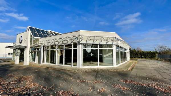 Gebäudeansicht 2 Gebäudeansicht 2 - Service in 02977 Hoyerswerda mit 1769m² kaufen