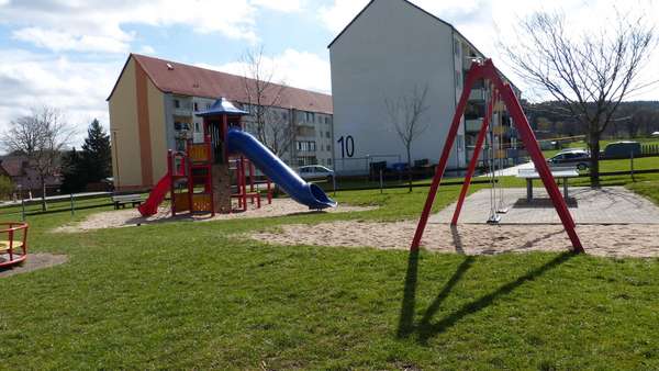 Spielplatz - Etagenwohnung in 01833 Dürrröhrsdorf-Dittersbach mit 50m² kaufen