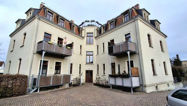 Rückansicht Rückansicht - Etagenwohnung in 01257 Dresden mit 80m² kaufen