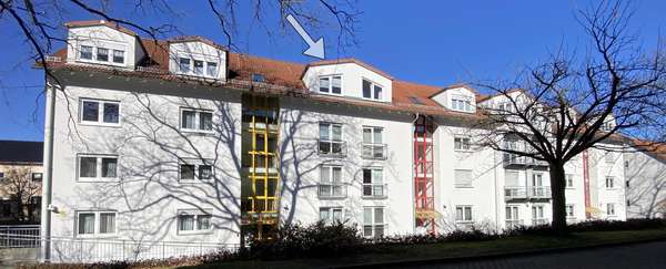 Eingangsseite Eingangsseite - Dachgeschosswohnung in 01796 Pirna mit 46m² als Kapitalanlage kaufen