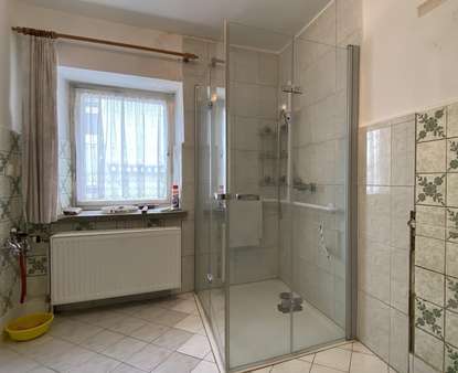 Bad mit Dusche - Einfamilienhaus in 01665 Diera-Zehren mit 129m² kaufen