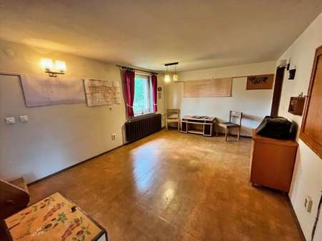 Erdgeschoss Erdgeschoss - Doppelhaushälfte in 01445 Radebeul mit 134m² kaufen