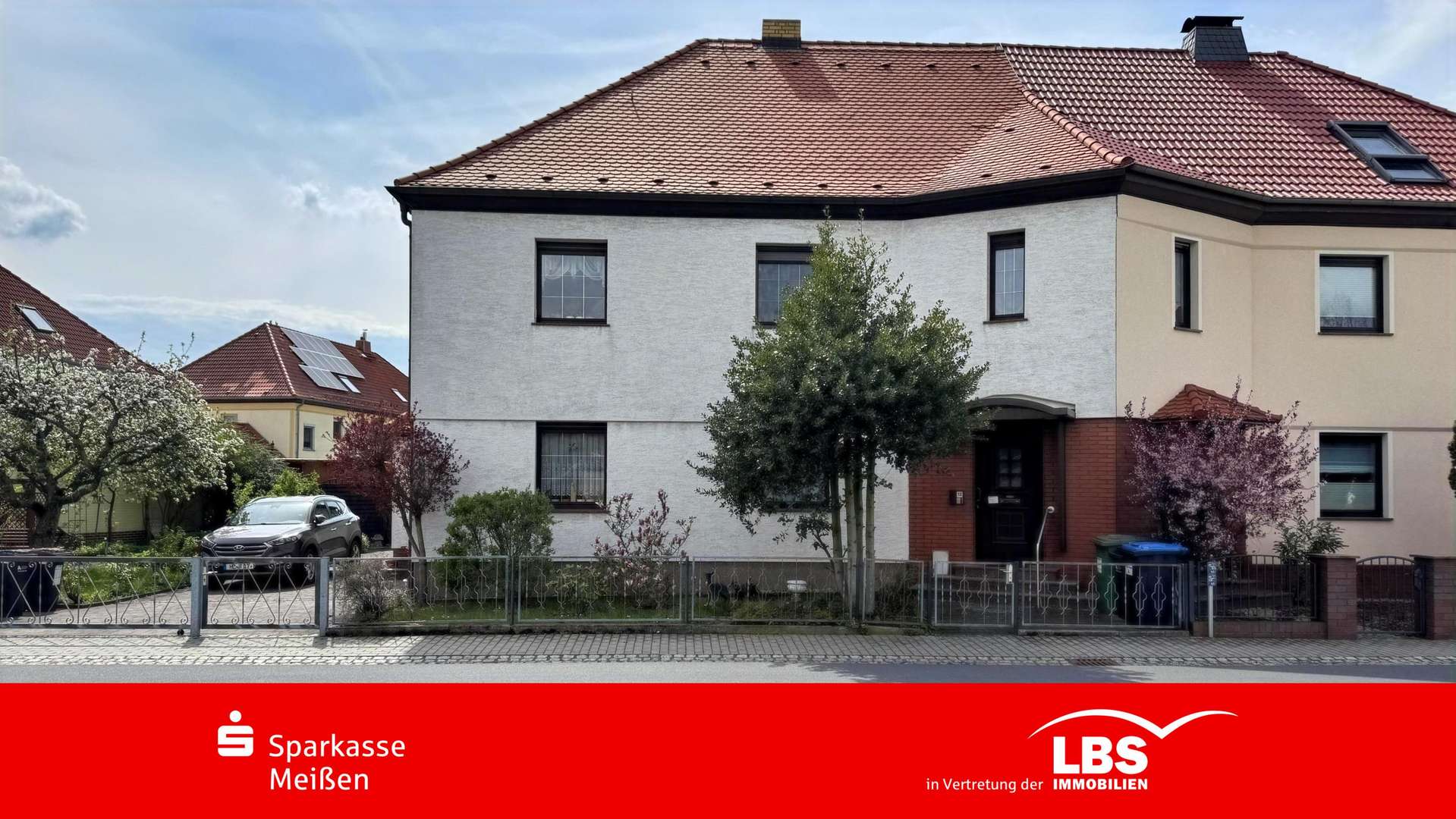 Straßenansicht - Zweifamilienhaus in 01609 Gröditz mit 169m² kaufen