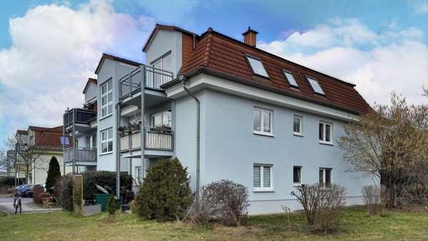 Seitenansicht - Erdgeschosswohnung in 01445 Radebeul mit 60m² kaufen
