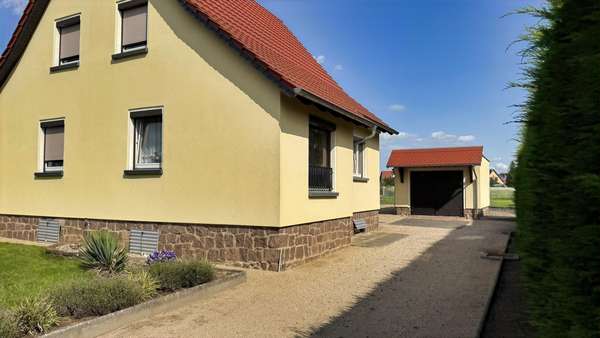 Ansicht Süd-West-Seite - Einfamilienhaus in 01561 Großenhain mit 99m² kaufen