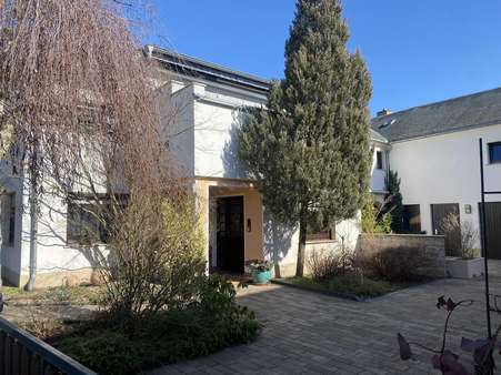 Hauseingangsbereich - Einfamilienhaus in 01945 Lindenau mit 246m² kaufen