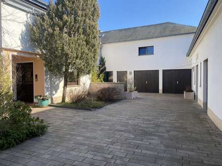 Innenhof - Einfamilienhaus in 01945 Lindenau mit 246m² kaufen