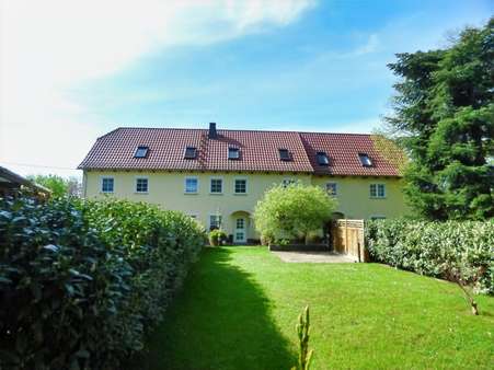 Hausansicht - Mehrfamilienhaus in 01594 Hirschstein mit 372m² als Kapitalanlage kaufen