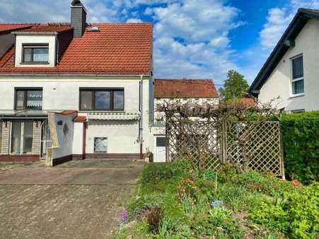 Ansicht Rückseite - Doppelhaushälfte in 01561 Ebersbach mit 147m² kaufen