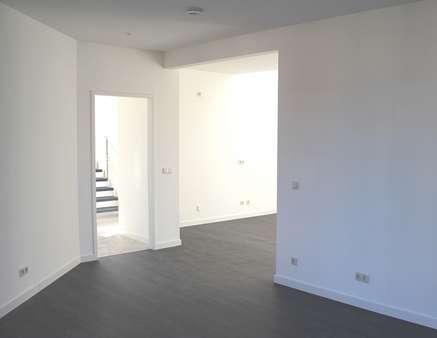 Durchgang zur Kücke - Einfamilienhaus in 02699 Königswartha mit 150m² kaufen