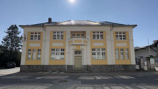 Fabrikantenvilla - Bürohaus in 02681 Schirgiswalde-Kirschau mit 500m² kaufen