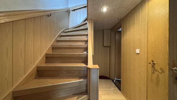 Flur - Erdgeschoss Flur - Erdgeschoss - Reihenmittelhaus in 02625 Bautzen mit 77m² kaufen