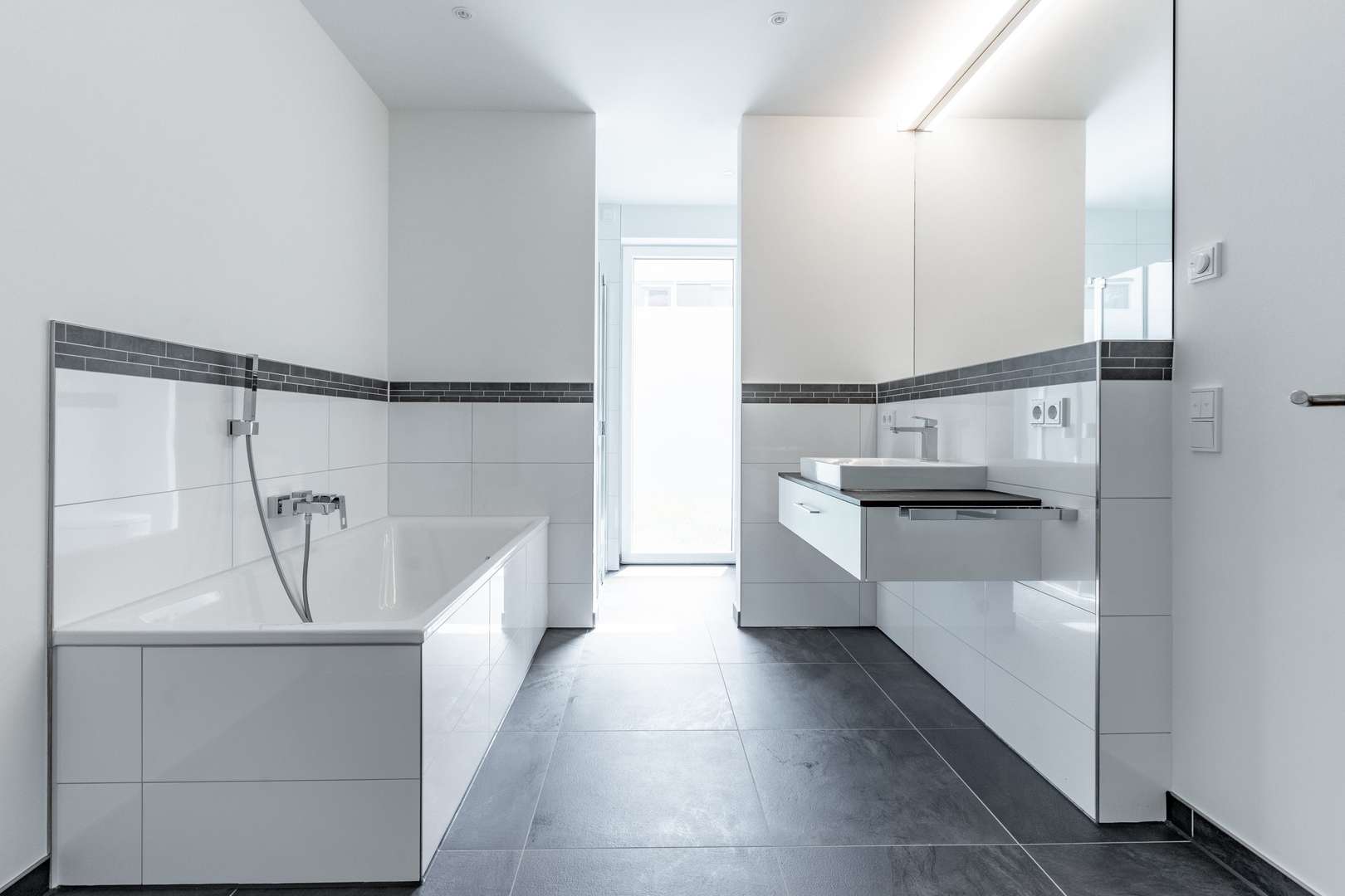 Bad en Suite - Erdgeschosswohnung in 04720 Döbeln mit 133m² mieten
