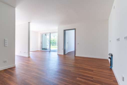 Eingangsbereich - Erdgeschosswohnung in 04720 Döbeln mit 133m² mieten