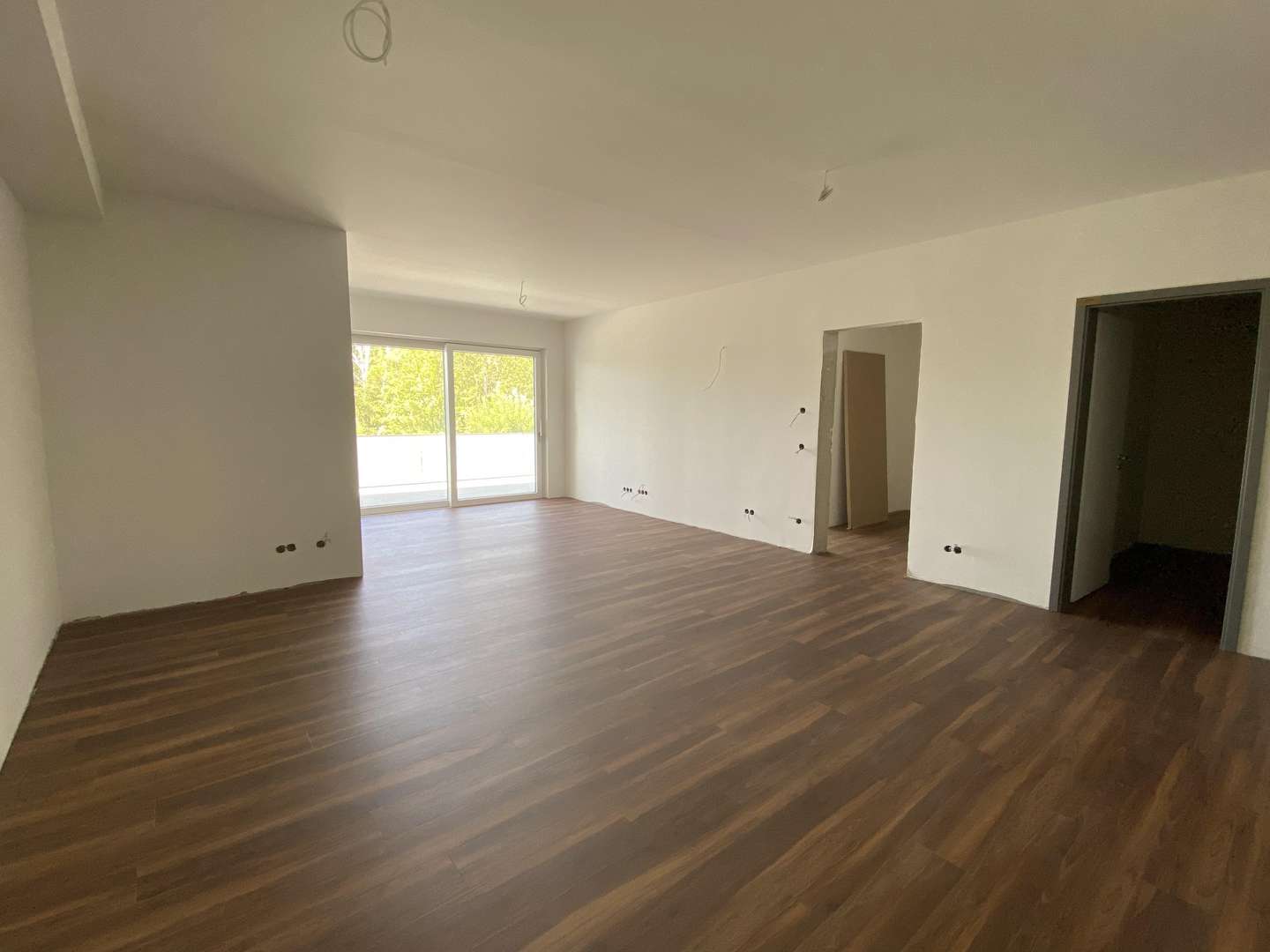 17506271-Wohnung_4_WohnEssbere - Etagenwohnung in 04720 Döbeln mit 105m² mieten