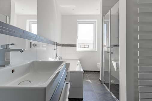 Badezimmer en Suite - Etagenwohnung in 04720 Döbeln mit 150m² mieten