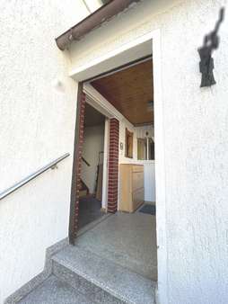 Hauseingangsbereich - Doppelhaushälfte in 04741 Roßwein mit 111m² kaufen