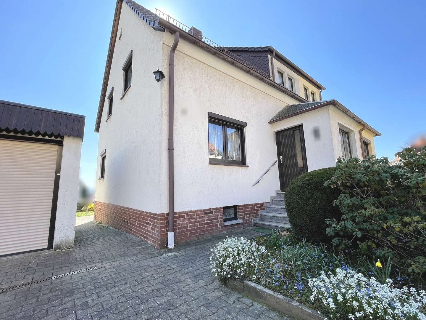 Straßenansicht - Doppelhaushälfte in 04741 Roßwein mit 111m² kaufen