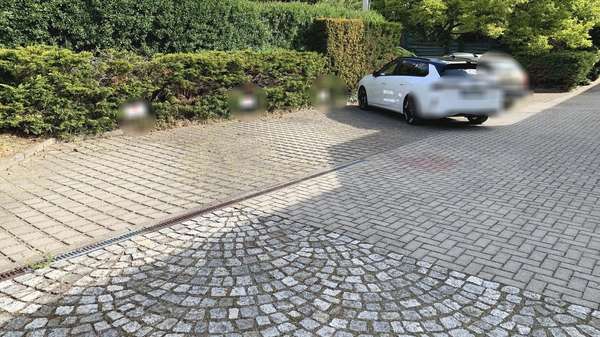 Parkplätze - Produktion in 04741 Roßwein mit 79m² kaufen