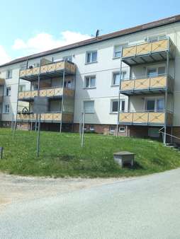 Balkonanlagen - Mehrfamilienhaus in 04749 Jahnatal mit 1134m² als Kapitalanlage kaufen