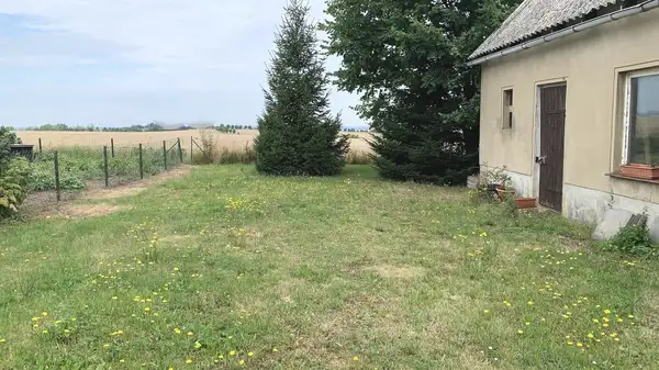 DHH mit Garage und großem Garten