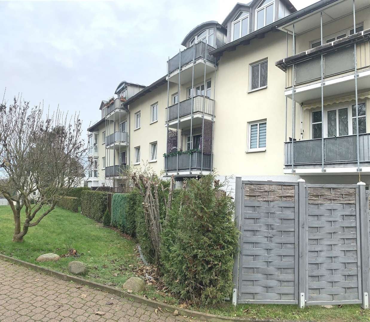 Außenansicht Außenansicht - Etagenwohnung in 04736 Waldheim mit 92m² kaufen