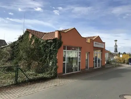 Ehemaliger Blumenladen/Umnutzung zu EFH
