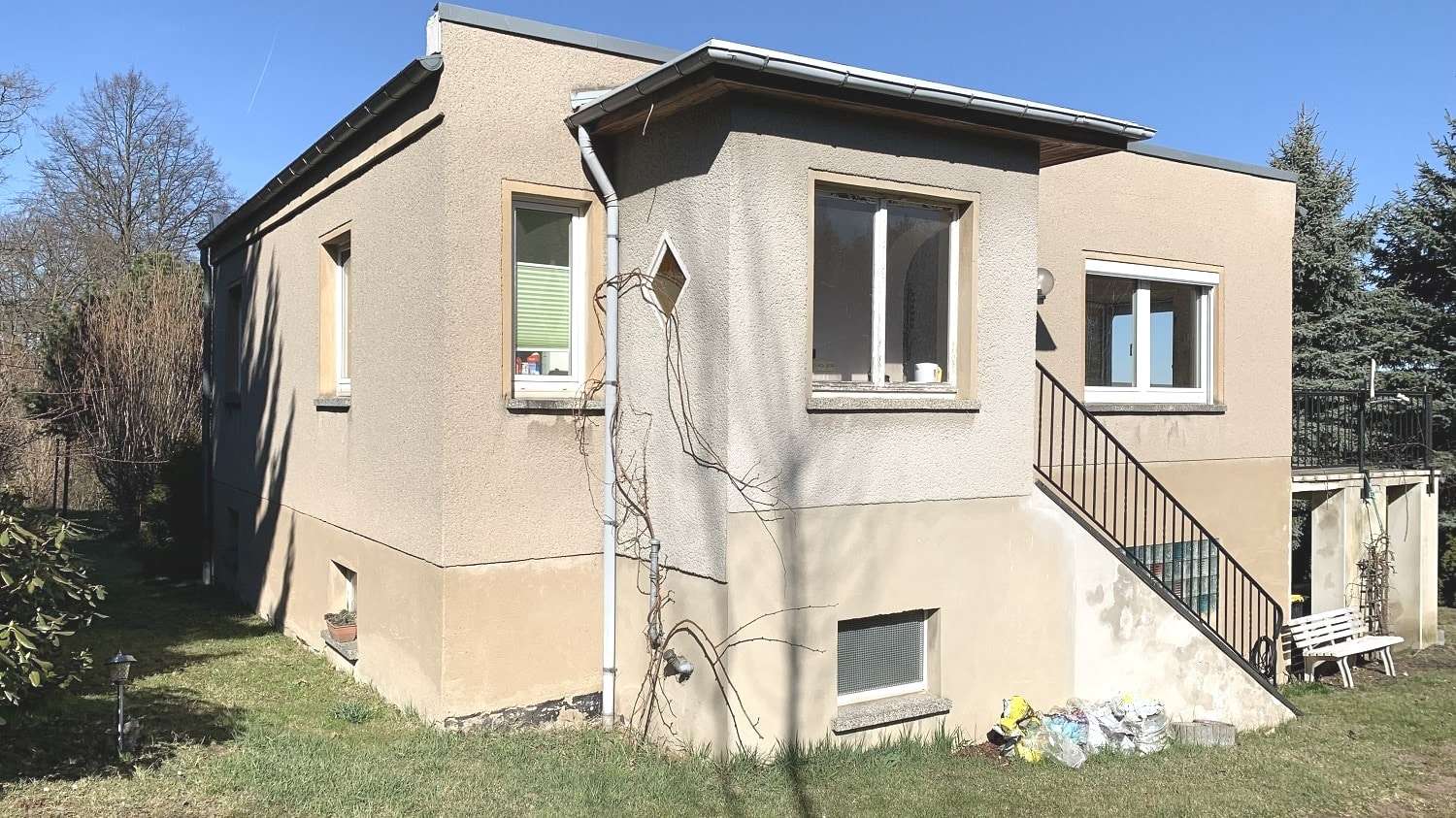 Außenansicht Außenansicht - Einfamilienhaus in 04720 Döbeln mit 90m² kaufen