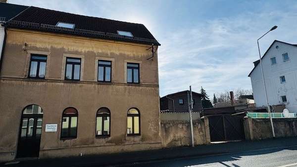 Außenansicht aus nordöstlicher Richtung - Werkstatt in 04758 Oschatz mit 723m² kaufen
