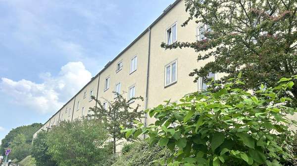 Titelbild Titelbild - Appartement in 09130 Chemnitz mit 52m² kaufen