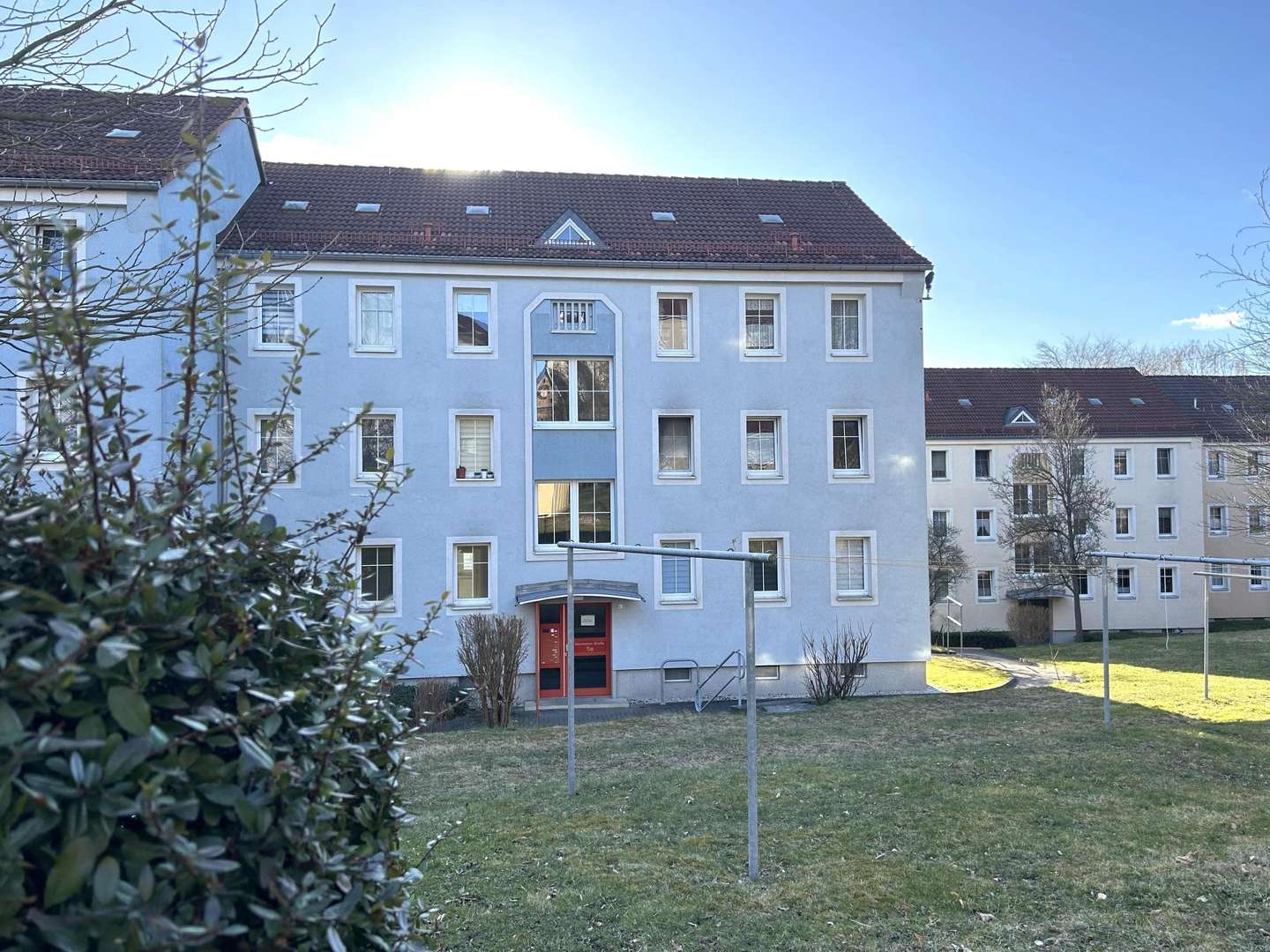 Außenansicht - Erdgeschosswohnung in 09126 Chemnitz mit 58m² kaufen