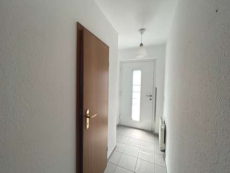 Eingangsbereich - Reihenendhaus in 09212 Limbach-Oberfrohna mit 109m² kaufen