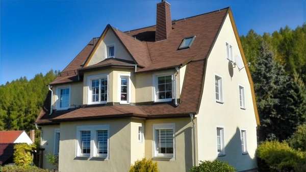 Hausansicht - Zweifamilienhaus in 09350 Lichtenstein mit 190m² kaufen