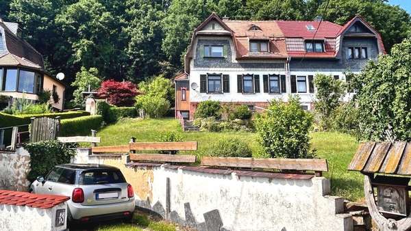 PKW-Stellplatz PKW-Stellplatz - Doppelhaushälfte in 09337 Hohenstein-Ernstthal mit 73m² kaufen