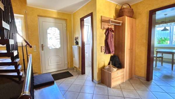 EG - Eingangsbereich EG - Eingangsbereich - Einfamilienhaus in 09212 Limbach-Oberfrohna mit 82m² kaufen