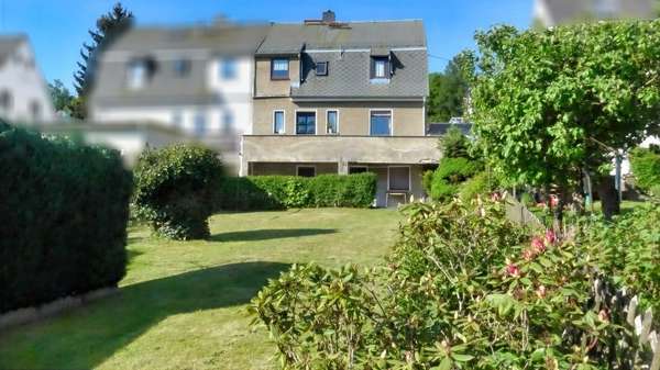 Hausansicht Gartenseite Hausansicht Gartenseite - Doppelhaushälfte in 08371 Glauchau mit 108m² kaufen