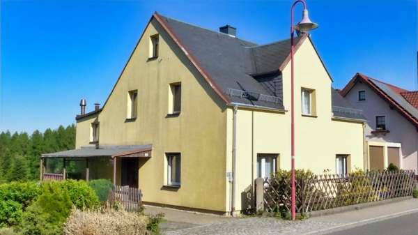 Hausansicht - Einfamilienhaus in 09350 Lichtenstein mit 103m² kaufen