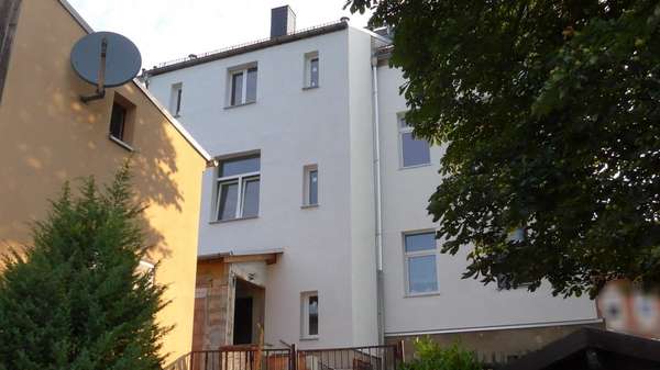 gedämmte Fassade Rückseite gedämmte Fassade Rückseite - Mehrfamilienhaus in 09131 Chemnitz mit 340m² kaufen