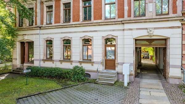 Ansicht Straßenseite Ansicht Straßenseite - Mehrfamilienhaus in 09113 Chemnitz mit 471m² kaufen