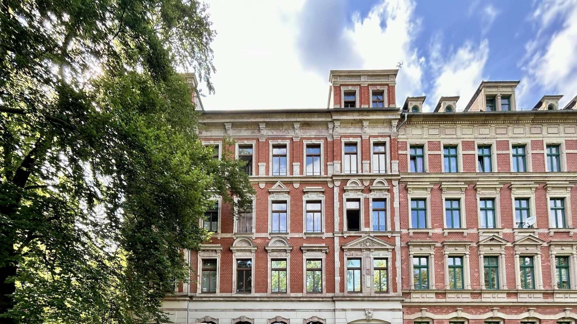 Ansicht Straßenseite Ansicht Straßenseite - Mehrfamilienhaus in 09113 Chemnitz mit 471m² kaufen