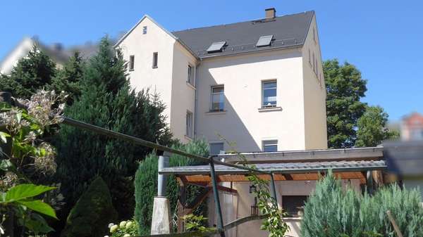 Garten- und Rückfassade - Doppelhaushälfte in 09350 Lichtenstein mit 220m² kaufen