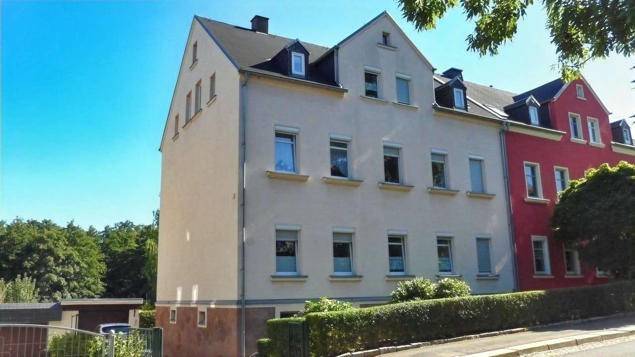 Hausansicht - Doppelhaushälfte in 09350 Lichtenstein mit 220m² kaufen